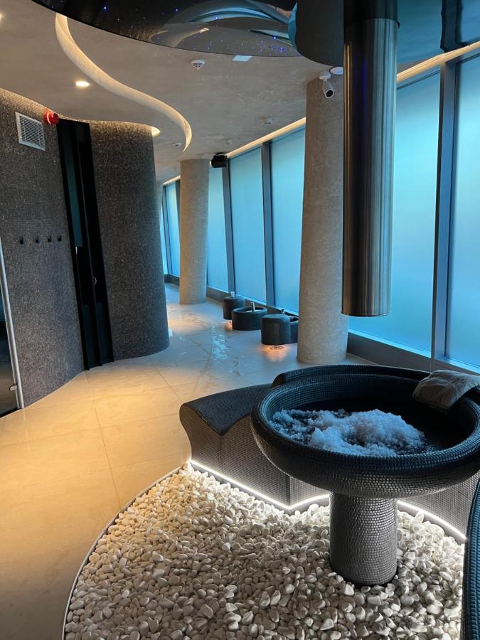 Wave Resort & Spa Magic Apartaments With Sea View Miedzyzdroje Bagian luar foto